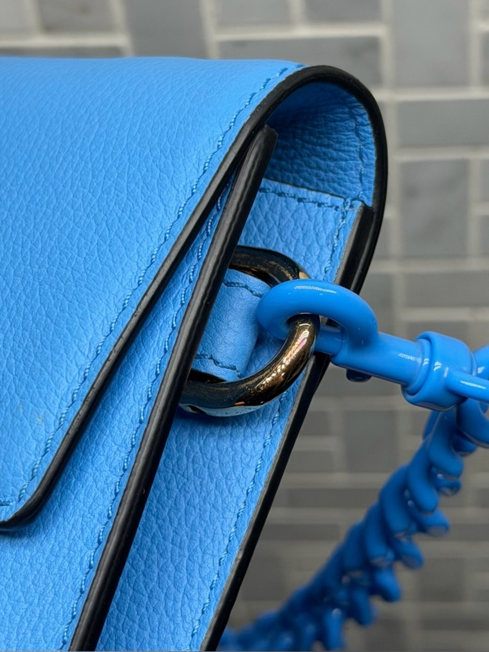 Versace La Medusa Leather Phone Crossbody Bag Blue Chain Strap Card Holder Italy - Picture 9 of 16